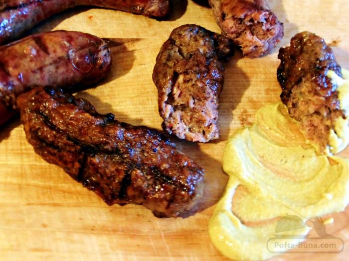 Mici pufosi - mititei de casa pofta-buna-gina-bradea-mici-mititei-de casa-reteta.jpeg