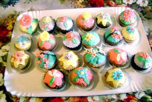 Briose - cupcakes cu portocale si ghimbir