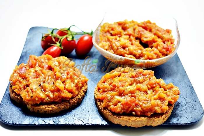 Zacusca de vinete Zacusca de vinete