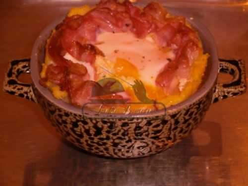 Reteta de ou in cuib de mamaliga