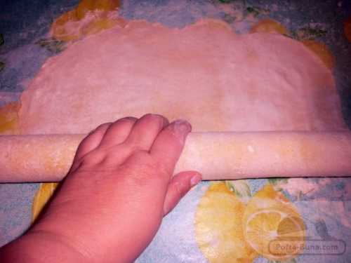 gina-bradea-pofta-buna-taietei-de-casa.jpeg (2) gina-bradea-pofta-buna-taietei-de-casa.jpeg (2)