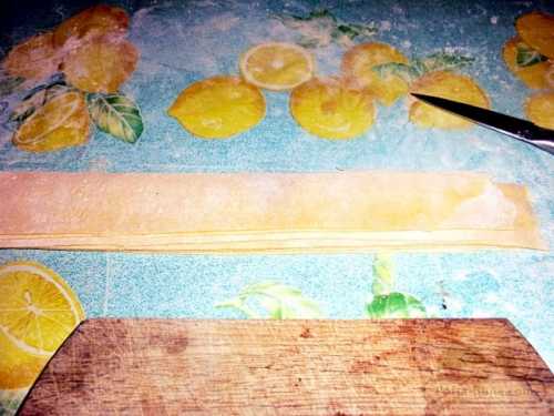 gina-bradea-pofta-buna-taietei-de-casa.jpeg (6) gina-bradea-pofta-buna-taietei-de-casa.jpeg (6)