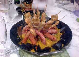 gina-bradea-pofta-buna-paella-fructe-de-mare-creveti-midii-scoici-calamari.jpeg (2)