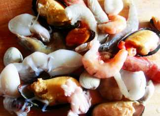 gina-bradea-pofta-buna-paella-fructe-de-mare-creveti-midii-scoici-calamari.jpeg