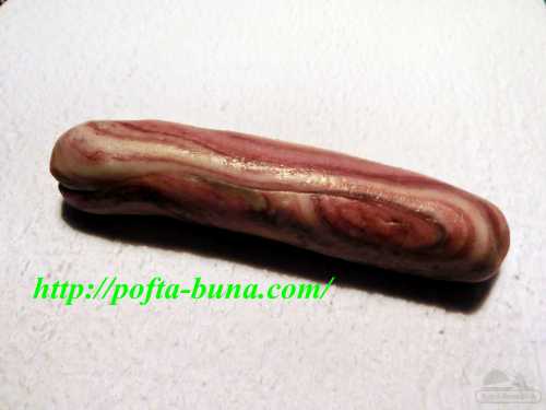 Trunchi de copac din pasta de zahar Trunchi de copac din pasta de zahar