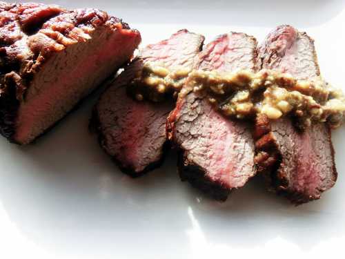 Carne de vita coapta incet pe gratar Carne de vita coapta incet pe gratar