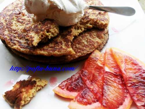 Pancakes cu portocale rosii