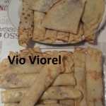 Clatite fragede Vio Viorel 150x150 - Clatite reteta simpla, pufoase, fragede