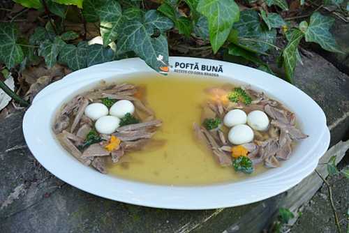 Racitura, piftie de curcan Racitura, piftie de curcan