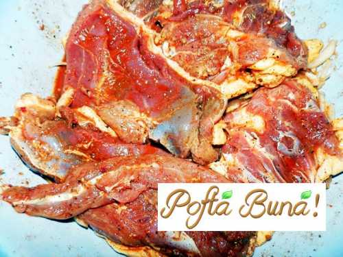 Pastrama de pasare Pastrama de pasare