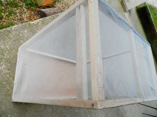 Uscator pentru afumaturi