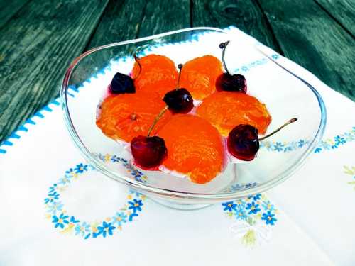 Cirese, caise, visine, fructe confiate