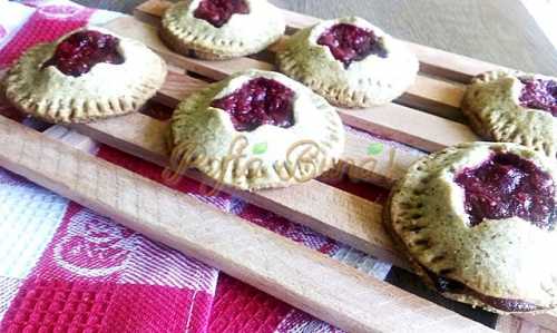 Miniplacintele cu cirese si rubarba-Lucan Codruta