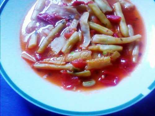 Mancarica de fasole pastai cu rosii si usturoi-Podocea Gabriela