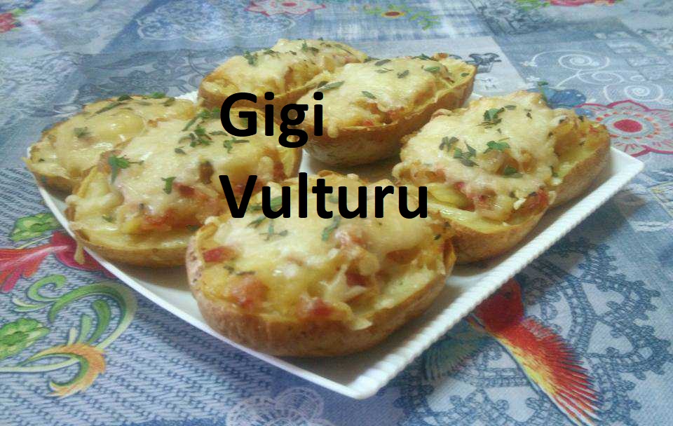 Cartofi copti umpluti cu bacon si parmezan (de Gigi Vulturu)