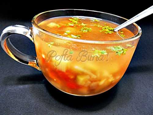 Ciorba de zarzavat cu dovlecei si pastai