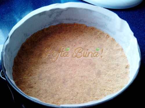 Tarta fara coacere, cu iaurt si ciocolata