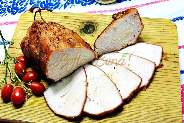 Pastrama din piept de curcan, facuta-n casa