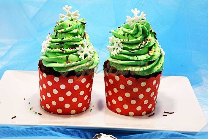 Cupcakes braduti Cupcakes braduti fara fara faina pofta buna cu gina bradea 11 700x467 - Cupcakes braduti