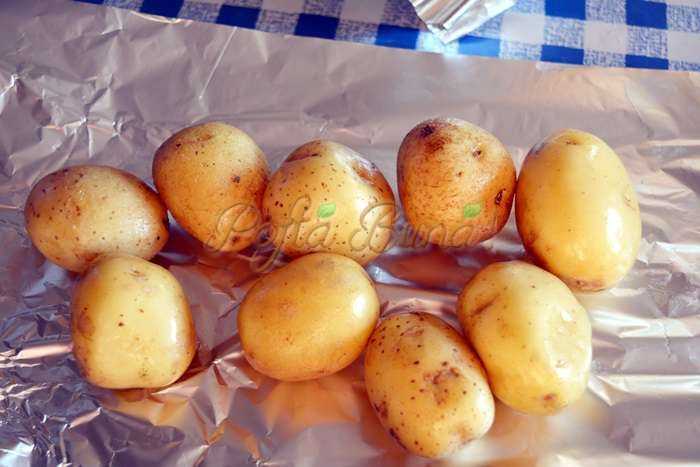 Gasca umpluta a la d′Artagnan Gasca umpluta a la dartagnan pofta buna cu gina bradea25 700x467 - Gasca umpluta a la d′Artagnan