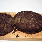 Tort-cu-nuca-si-caramel-fara-faina-pofta-buna-cu-gina-bradea (1)
