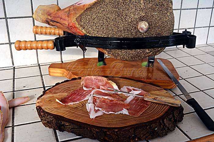 Prosciutto crudo (reteta italiana)