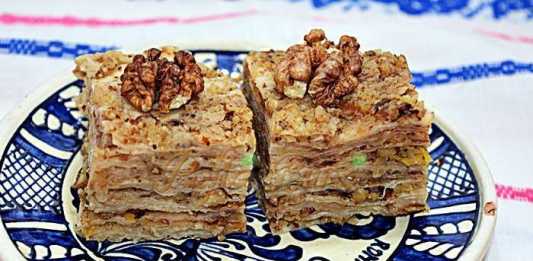 Turte de Craciun cu nuca sau julfa