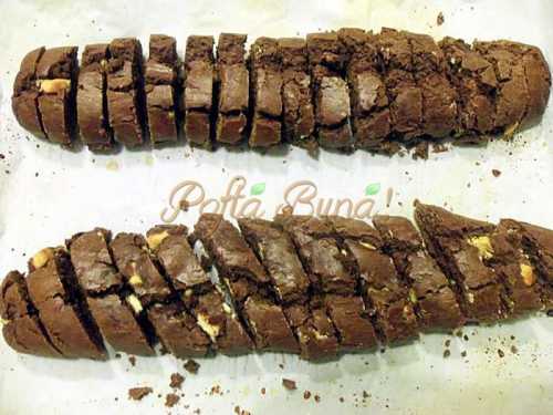 Cantuccini-cu-cacao-si-ciocolata-alba-pofta-buna-cu-gina-bradea (1)