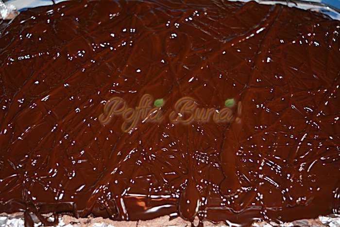 Prajitura pufoasa cu branza Prajitura pufoasa cu branza