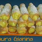 Rulouri cu crema de vanilie L Gianina 150x150 - Rulouri cu crema de vanilie