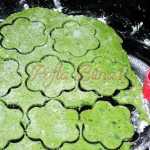 Minitarte curcubeu in forma de floare