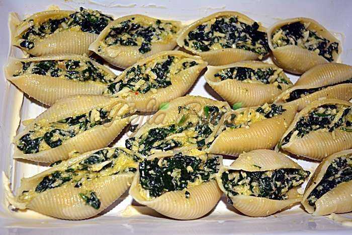 Paste-scoici-cu-spanac-si-mozzarella-pofta-buna-cu-gina-bradea (2) Paste-scoici-cu-spanac-si-mozzarella-pofta-buna-cu-gina-bradea (2)