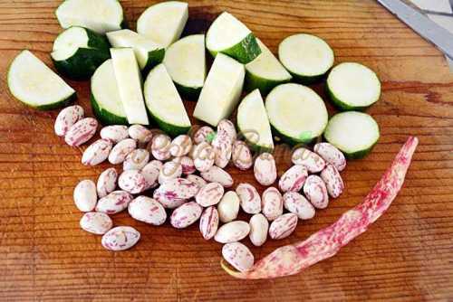 Ghiveci pentru iarna in ulei sau suc de rosii