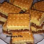 Prajitura de biscuiti cu mere si crema de vanilie Anisoara Fifu 150x150 - Prajitura fara coacere cu mere, biscuiti si budinca