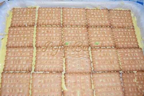 Prajitura fara coacere cu mere, biscuiti si budinca Prajitura fara coacere cu mere, biscuiti si budinca