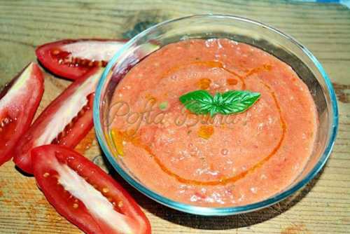 Sos de rosii crude Sos de rosii crude pentru paste, pizza sau mujdei