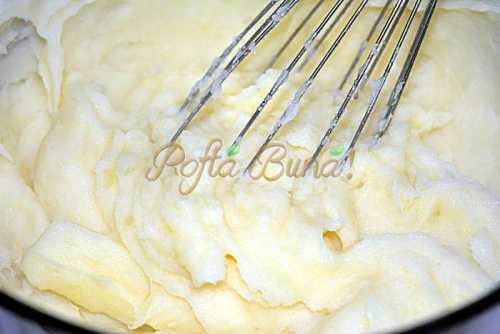 Gogosi-langosi pufoase cu cartofi