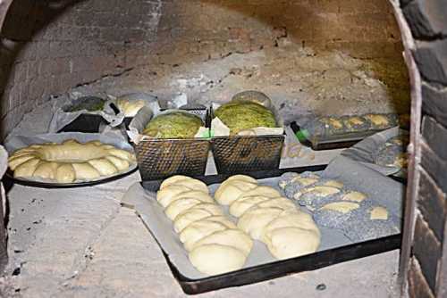 Paine de casa in forma de pepene Paine de casa in forma de pepene