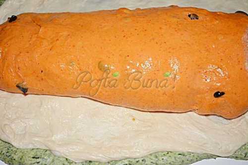 Paine de casa in forma de pepene Paine de casa in forma de pepene