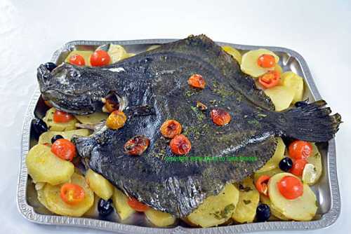 Calcan la tava cu cartofi, reteta simpla