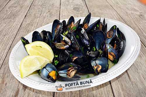 Midii-cozze alla marinara, reteta clasica italiana