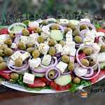 Salata greceasca, reteta simpla si rapida