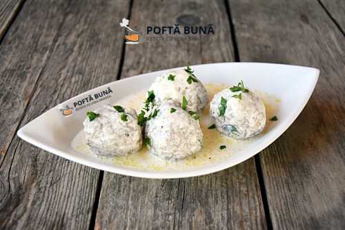 Perisoare in sos fin de smantana, reteta veche, clasica