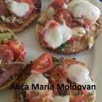 Pizza pe felii de paine Anca Maria Moldovan 150x150 - Pizza pe felii de paine, reteta simpla, ieftina si rapida
