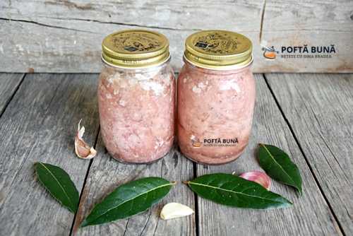 Conserva de carne tocata picanta in suc propriu, reteta simpla Conserva de carne tocata picanta in suc propriu, reteta simpla