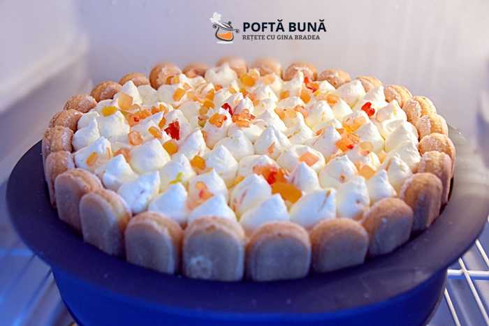 Tiramisu Dubai cu fistic si ciocolata Tort tiramisu cu portocale fara oua reteta rapida 1 700x467 - Tiramisu Dubai cu fistic si ciocolata