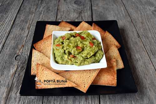 Guacamole Guacamole, reteta de sos mexican din avocado