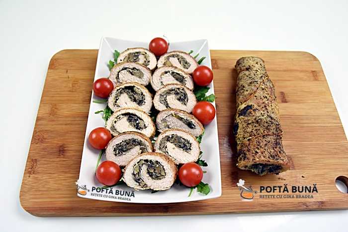 Rulada aperitiv din cotlet de porc cu ciuperci