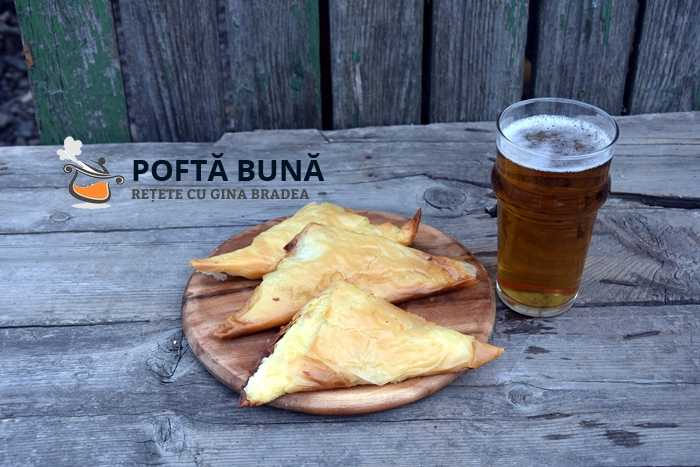 Trigoane cu branza telemea si foi de placinte (reteta simpla)