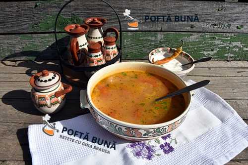 Ciorba ardeleneasca de varza cu afumatura Ciorba ardeleneasca de varza cu afumatura